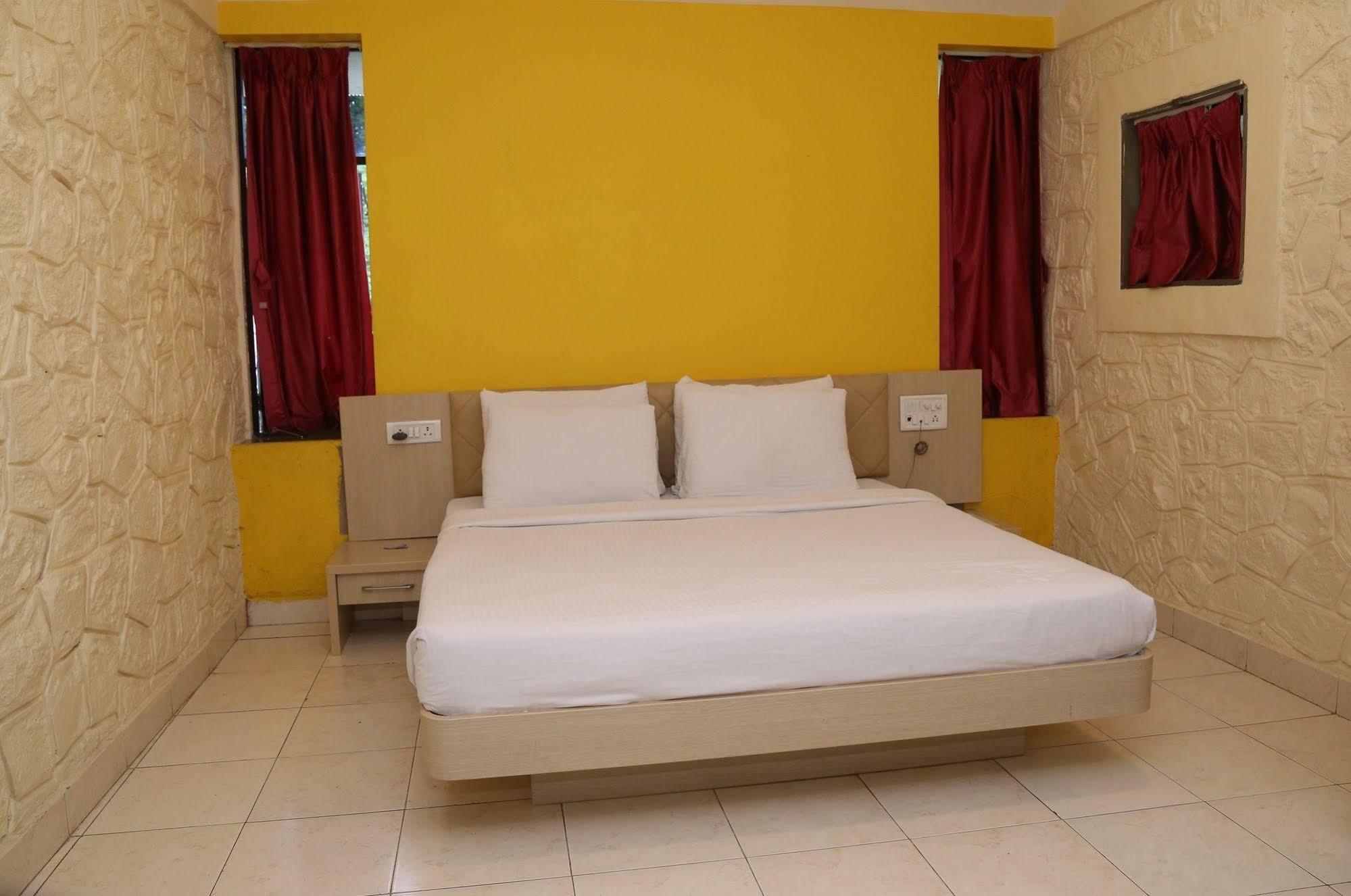 Panoramic Resort Panvel Karnala Exterior photo