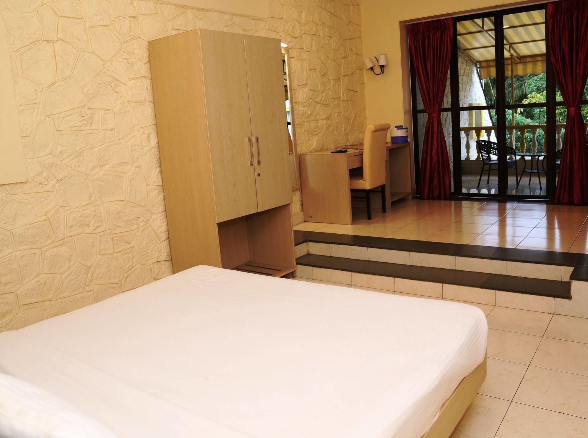 Panoramic Resort Panvel Karnala Exterior photo
